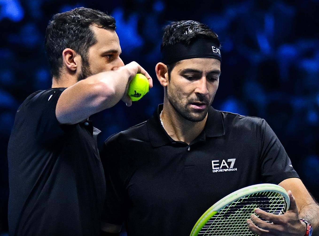 ATP总决赛碾压年终总决赛，阿尔卡拉斯点燃赛场