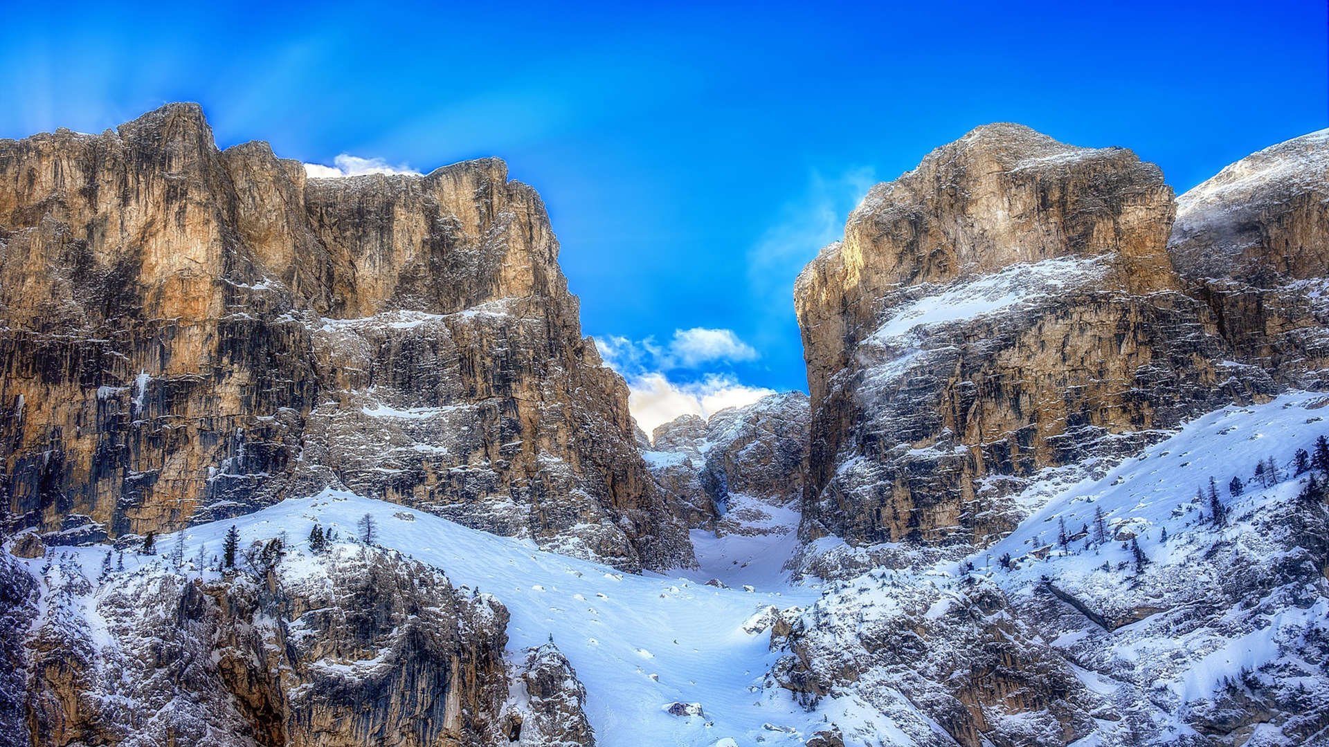 爆冷之夜!波兰黑马力压塞维利亚,强势挺进欧冠八强