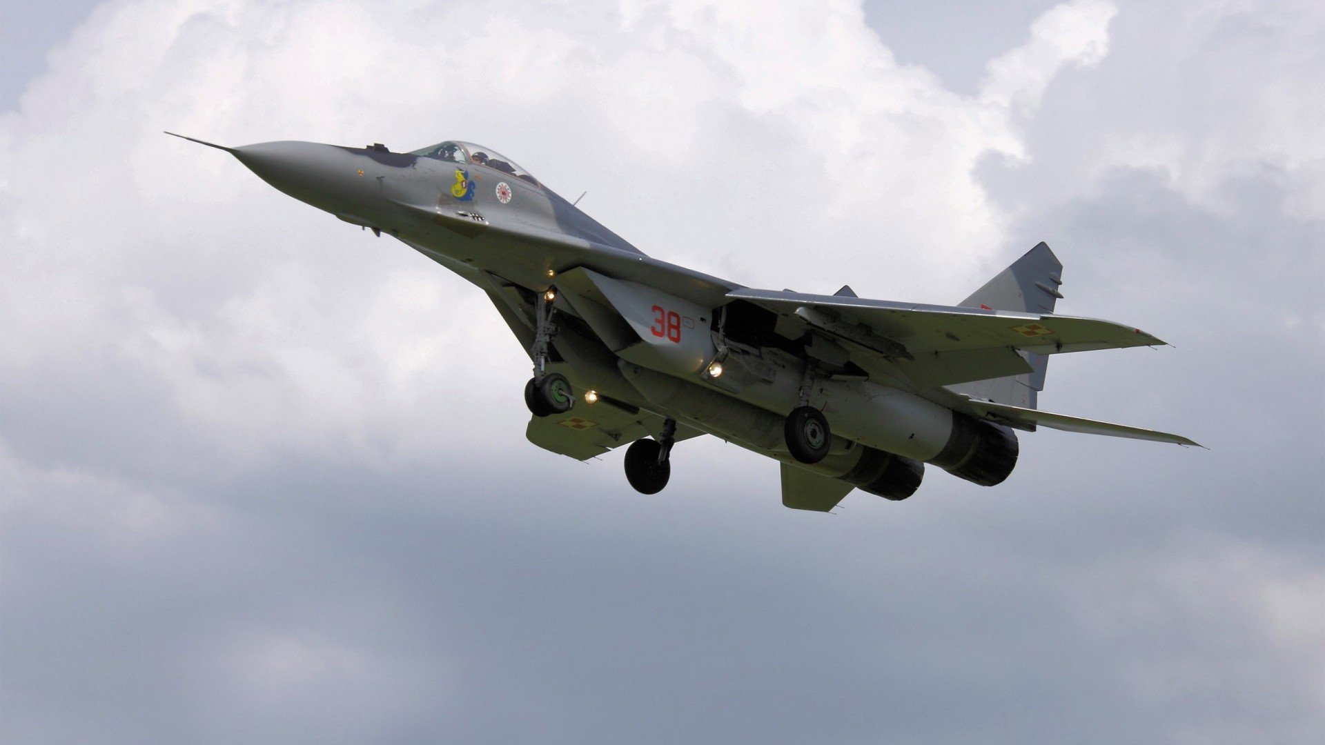 开云体育平台APP-当波兰之矛刺穿蓝鹰之盾，一场战术与意志的终极较量